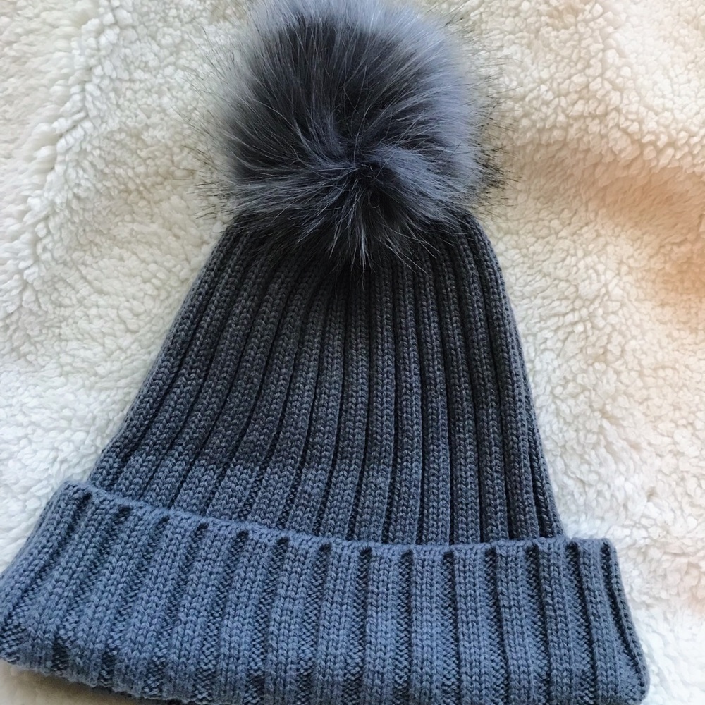 fluffy pom hat